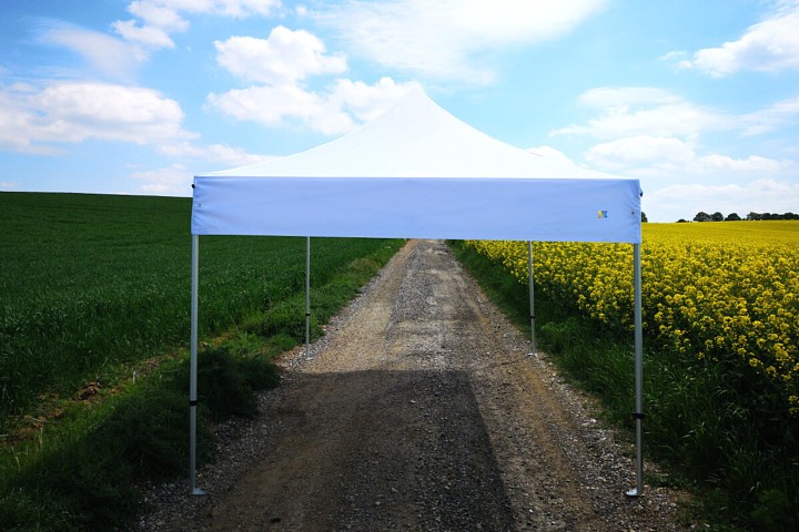 Tente de jardin d'exposition 3x3