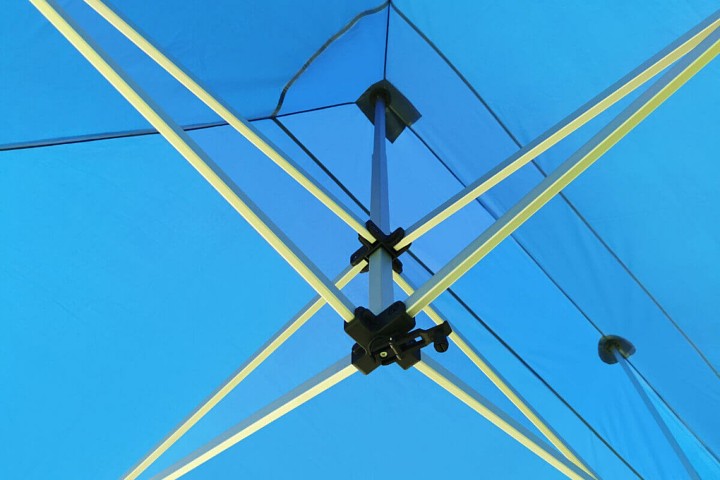 Tente pliante publicitaire 2x2